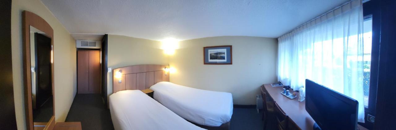 Hotel Kyriad Tarbes 2*