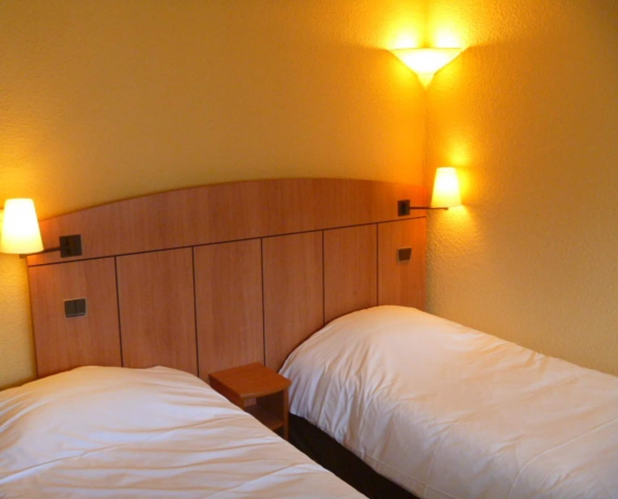 Kyriad Tarbes