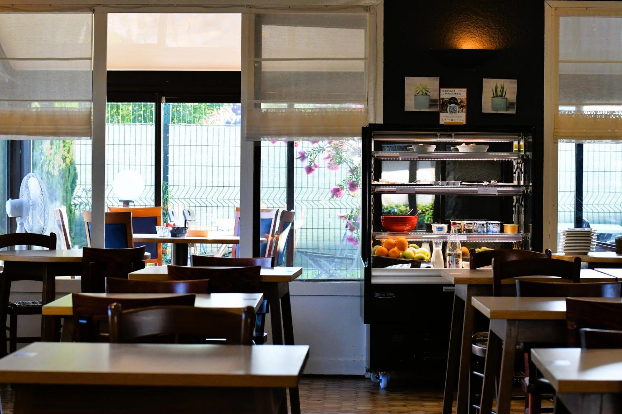 Kyriad Tarbes Hotel Odos